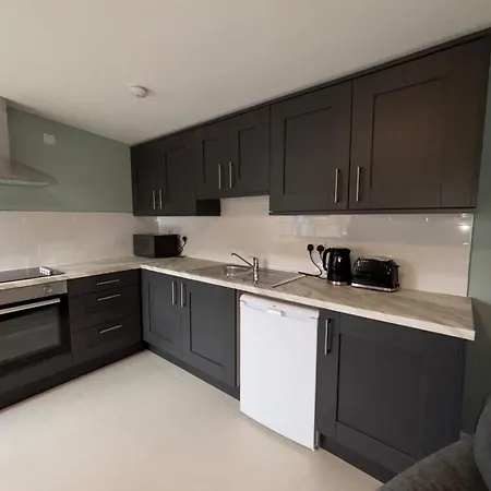 Corporate Nest Sallins Apartament *